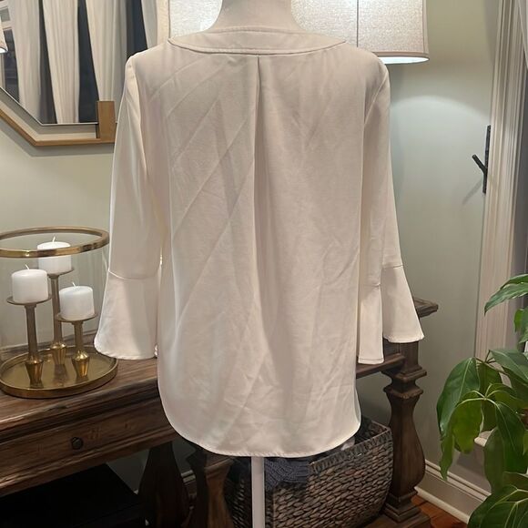 Trina Turk Bell Sleeve White Blouse Large - Picture 3 of 6